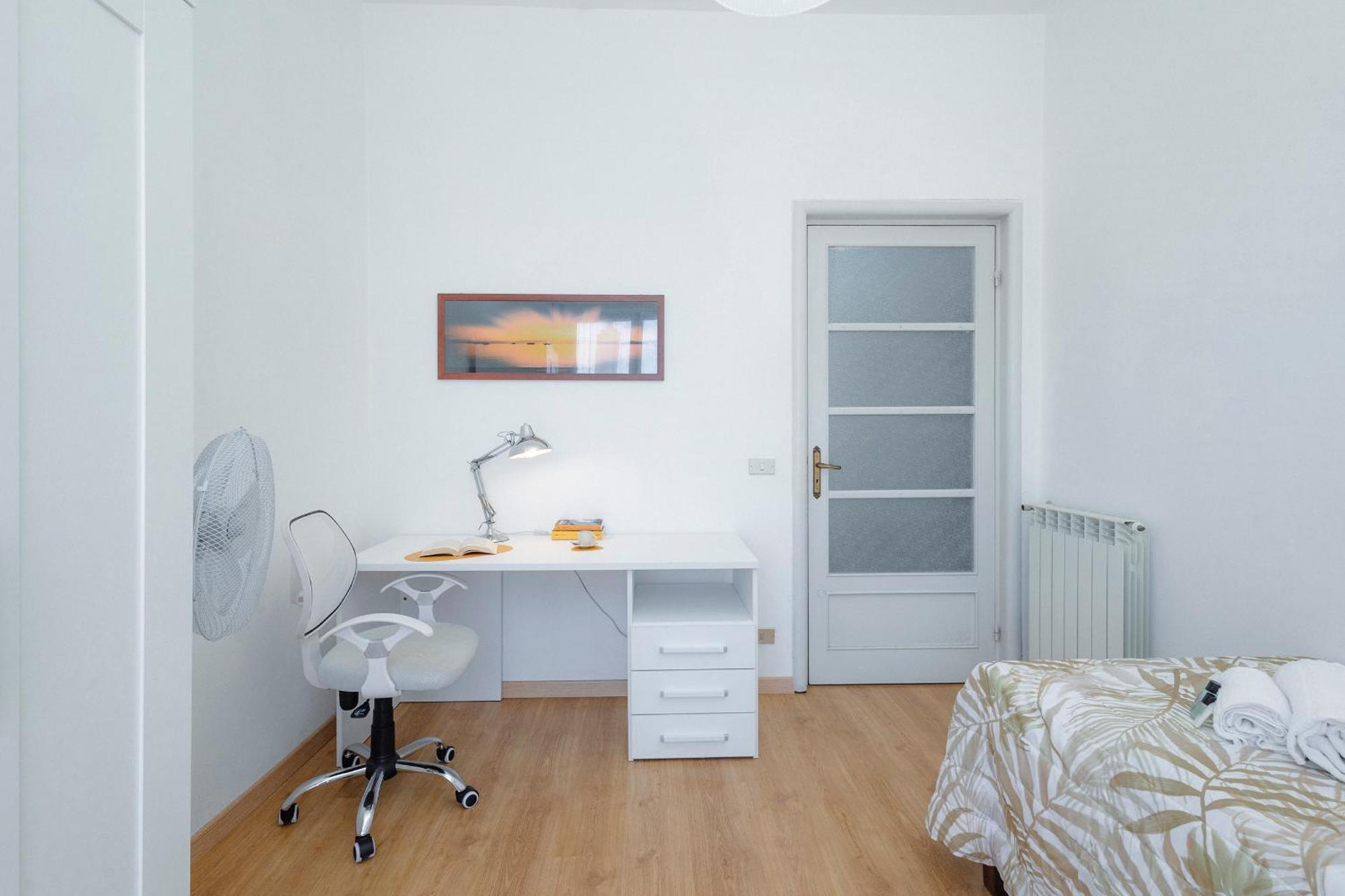 "L'Attico Bianco" City View 10 M A Piedi Dal Mare Savona Ngoại thất bức ảnh